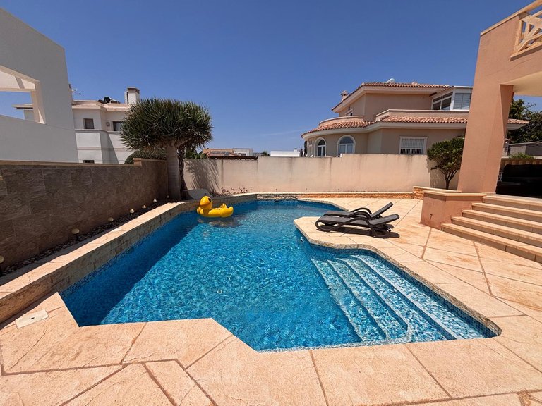Villa for Sale in Ciudad Quesada, Alicante 2
