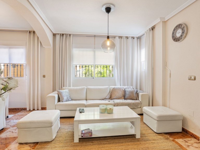 Town House for Sale in Cabo Roig, Alicante 9