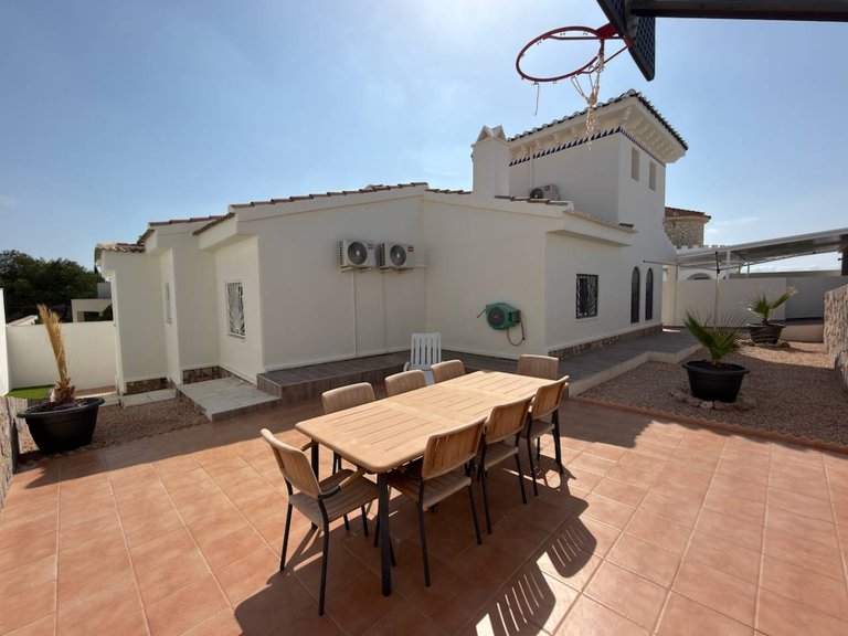 Villa for Sale in Ciudad Quesada, Alicante 24