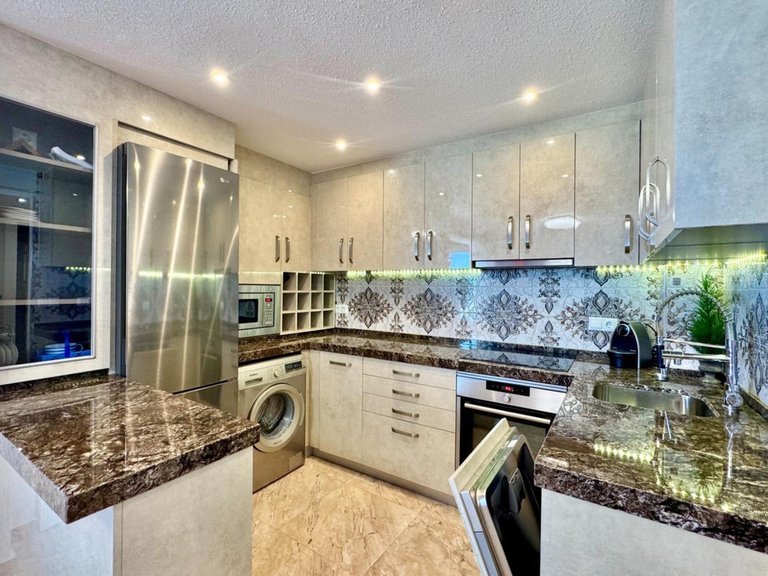 Apartment for Sale in Torrevieja, Alicante 8