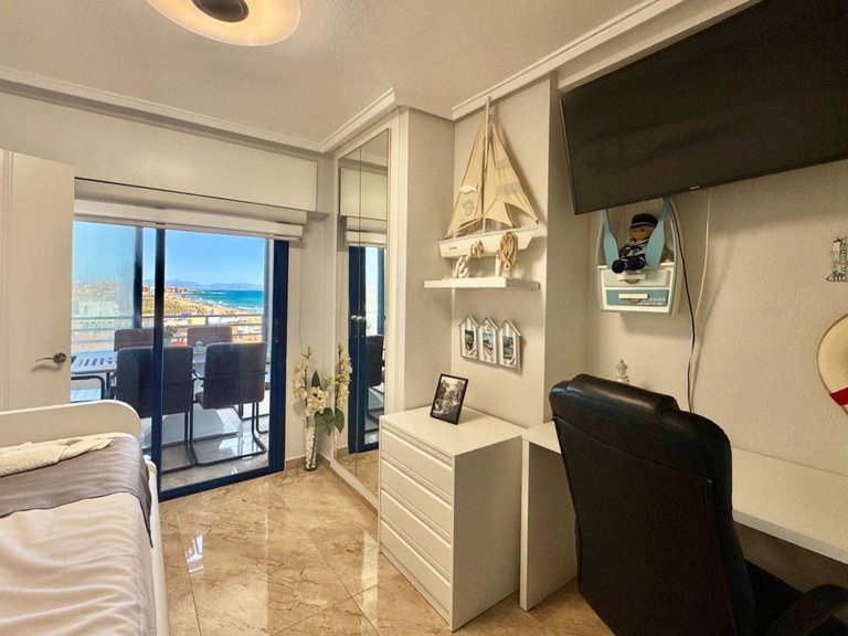 Apartment for Sale in Torrevieja, Alicante 15