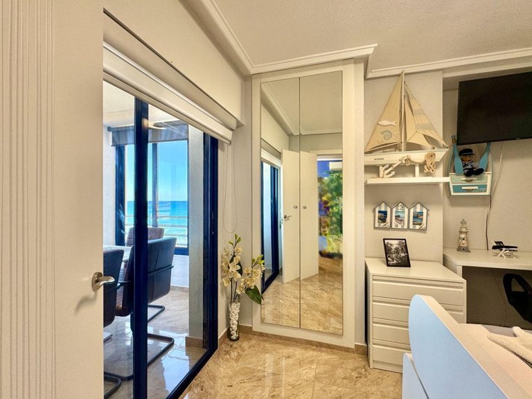 Apartment for Sale in Torrevieja, Alicante 16