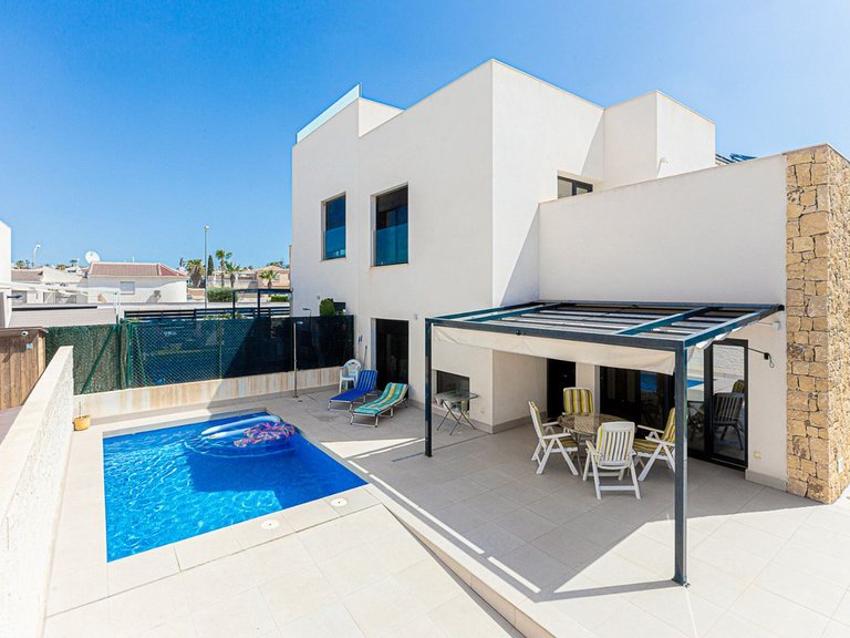 Villa for Sale in Ciudad Quesada, Alicante 1