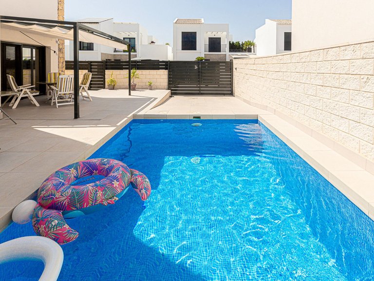 Villa for Sale in Ciudad Quesada, Alicante 3