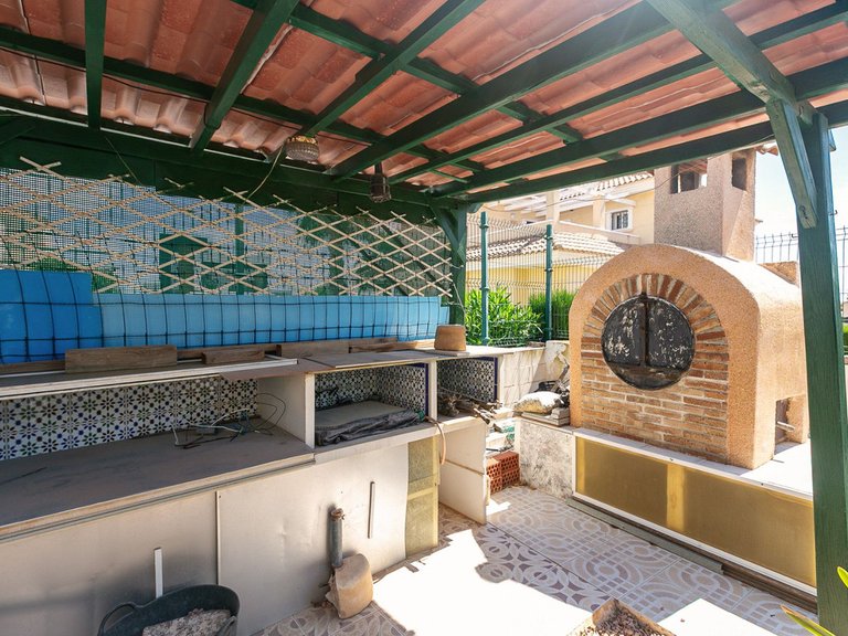 Villa for Sale in La Zenia, Alicante 10