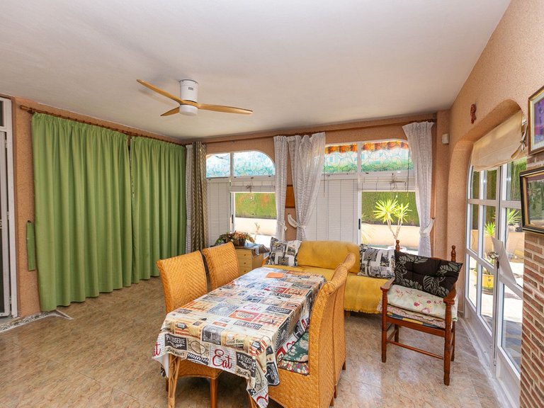 Villa for Sale in La Zenia, Alicante 14