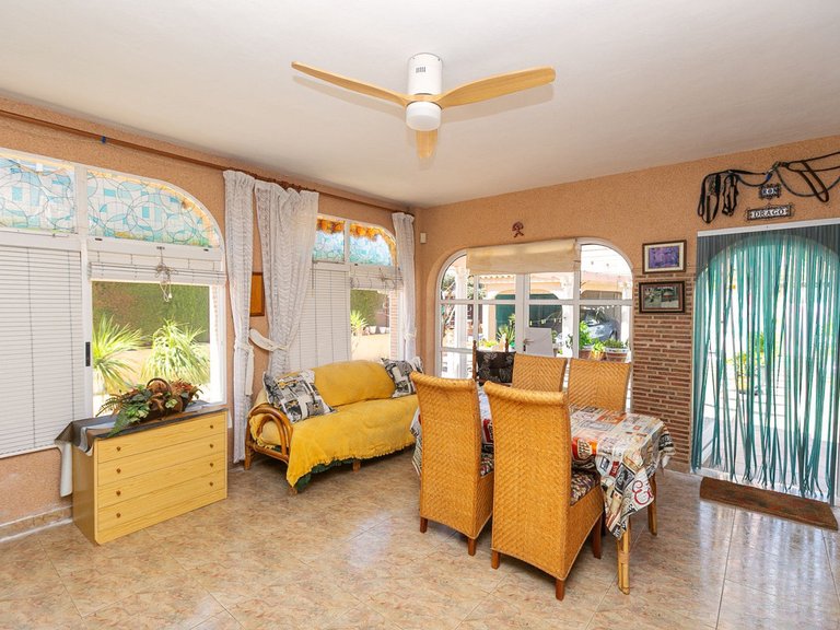 Villa for Sale in La Zenia, Alicante 15