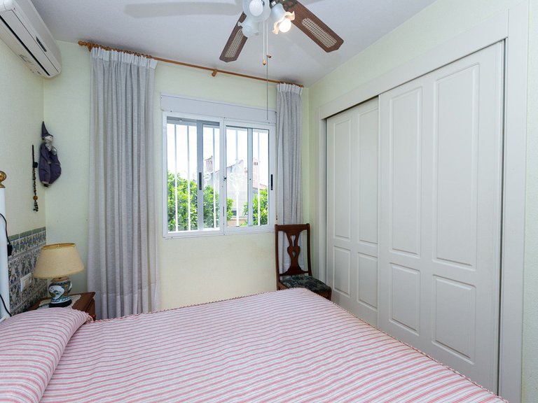 Villa for Sale in La Zenia, Alicante 35