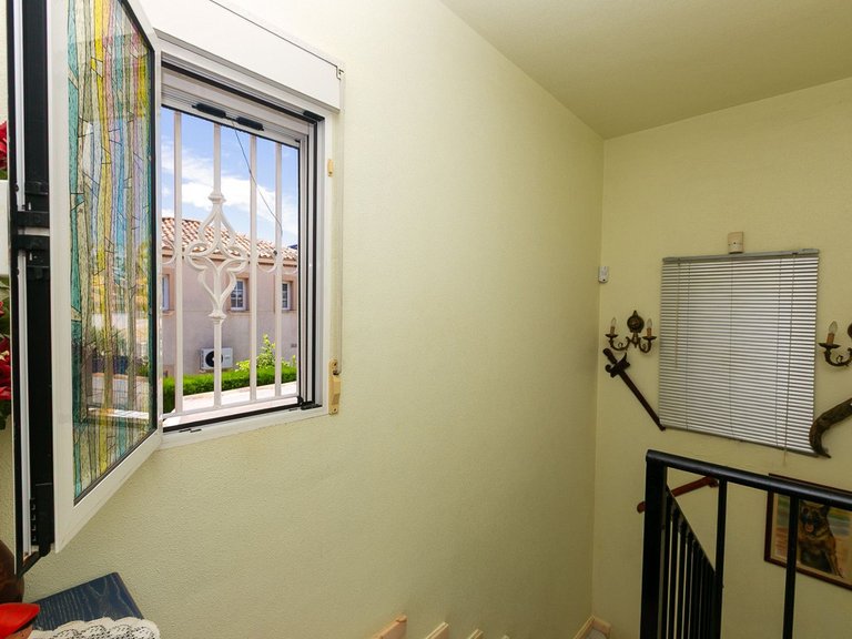 Villa for Sale in La Zenia, Alicante 36