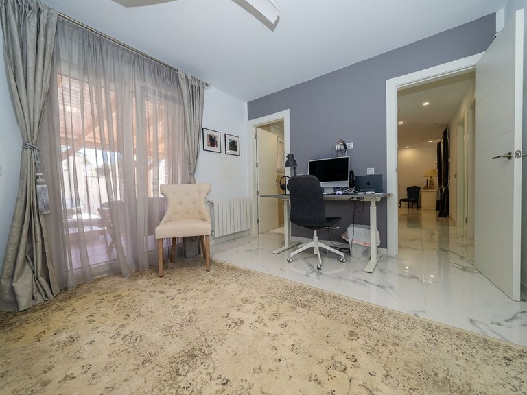Villa for Sale in Pilar De La Horadada, Alicante 28