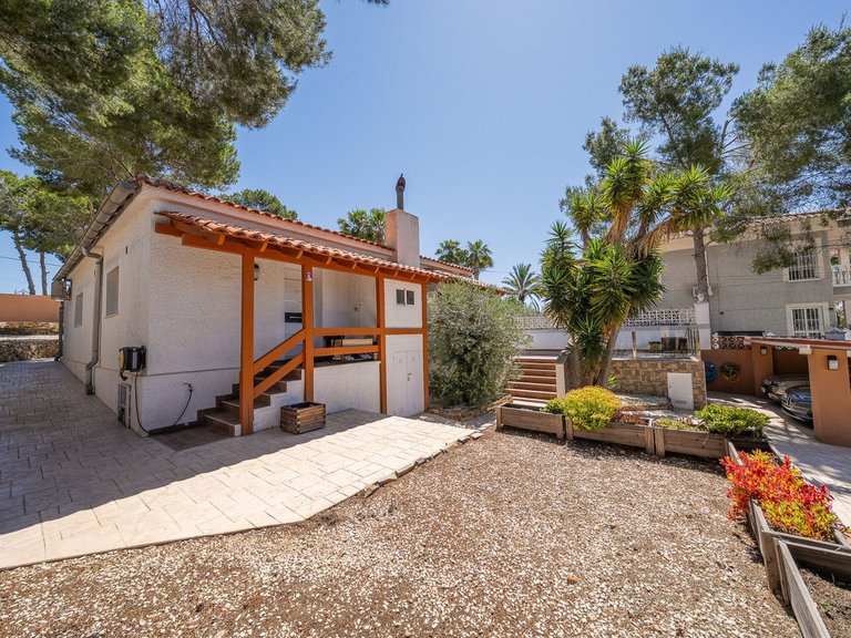 Villa for Sale in Pilar De La Horadada, Alicante 48
