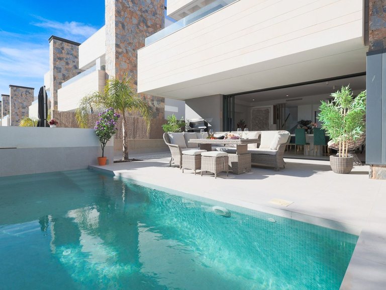 Villa for Sale in Los Alcazares, Murcia 1