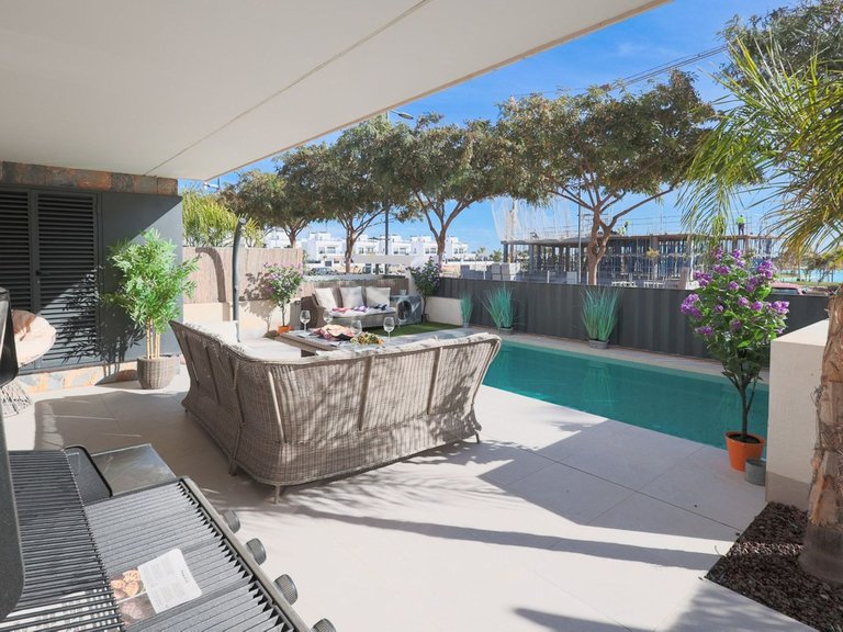 Villa for Sale in Los Alcazares, Murcia 11