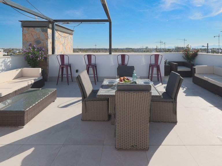 Villa for Sale in Los Alcazares, Murcia 40