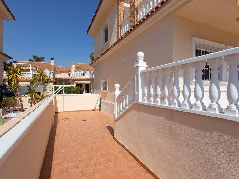 Villa for Sale in Torrevieja, Alicante 8