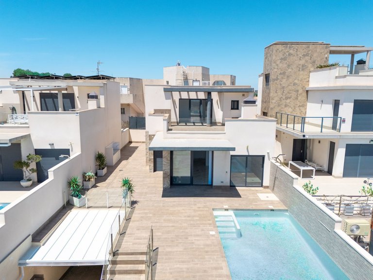 Villa for Sale in San Miguel De Salinas, Alicante 1