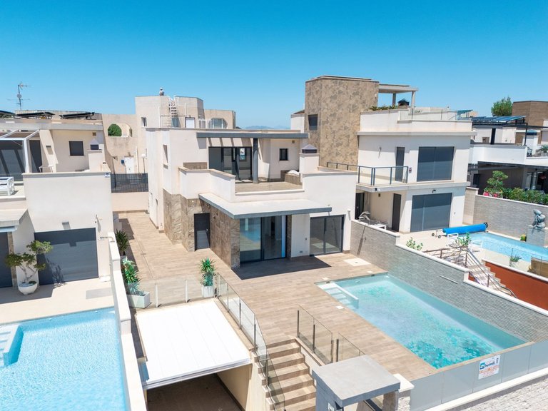 Villa for Sale in San Miguel De Salinas, Alicante 29