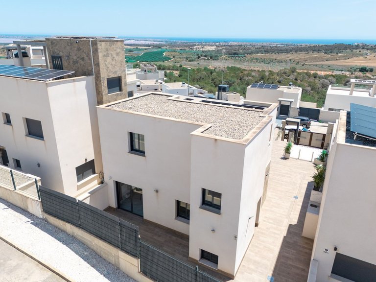 Villa for Sale in San Miguel De Salinas, Alicante 31