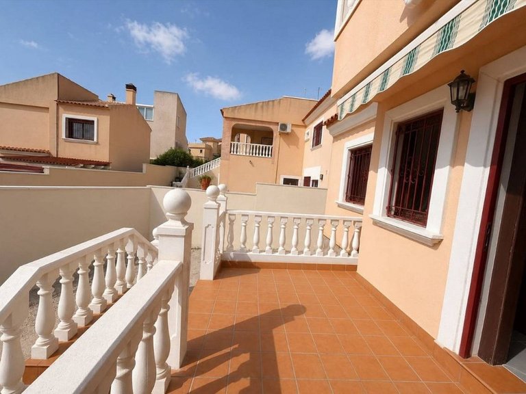 Villa for Sale in Orihuela, Alicante 19
