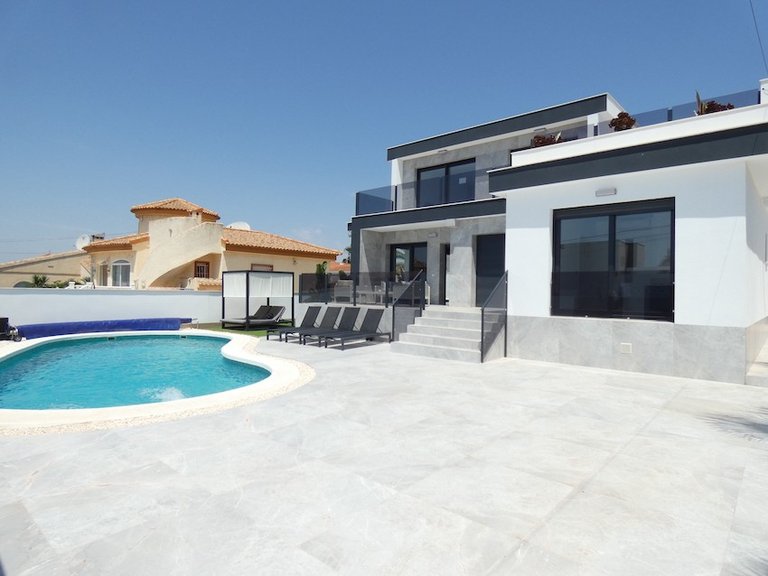 Villa for Sale in Ciudad Quesada, Alicante 16
