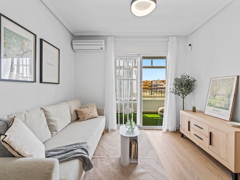 Apartment for Sale in Playa Flamenca, Alicante 3