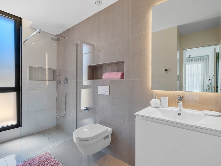 Villa for Sale in Guardamar Del Segura, Alicante 42