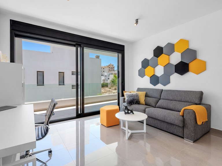 Villa for Sale in Guardamar Del Segura, Alicante 36