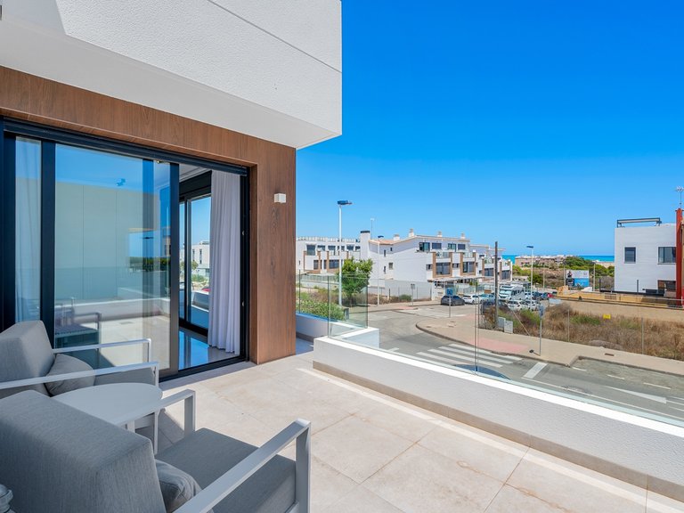 Villa for Sale in Guardamar Del Segura, Alicante 33