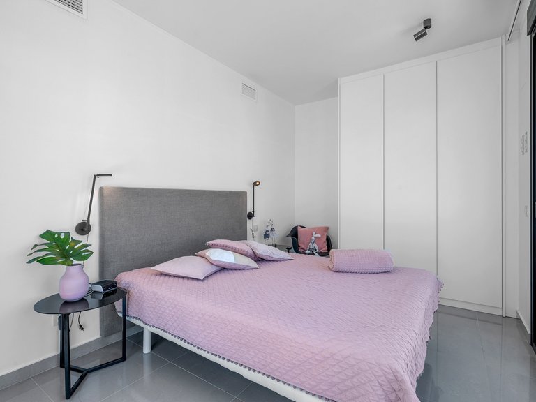 Villa for Sale in Guardamar Del Segura, Alicante 30