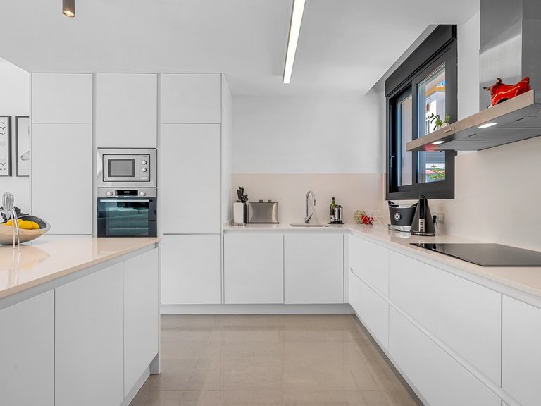 Villa for Sale in Guardamar Del Segura, Alicante 20