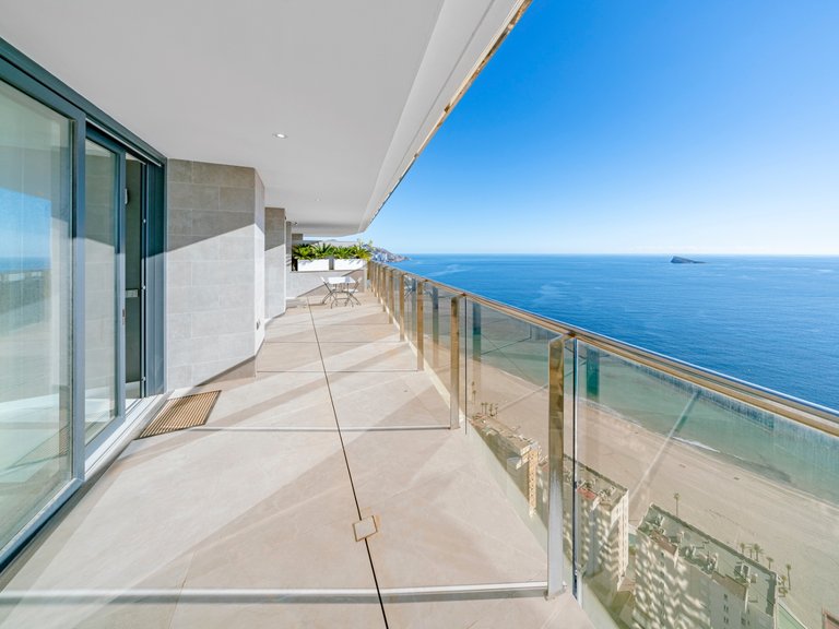 Apartment for Sale in Zona de Poniente, Benidorm, Alicante 39