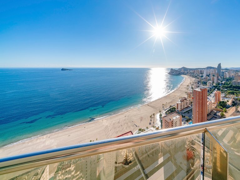 Apartment for Sale in Zona de Poniente, Benidorm, Alicante 43