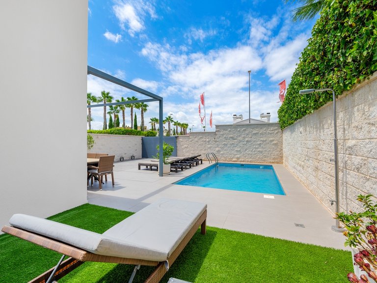 Villa for Sale in Ciudad Quesada, Ciudad Quesada - Rojales, Alicante 30