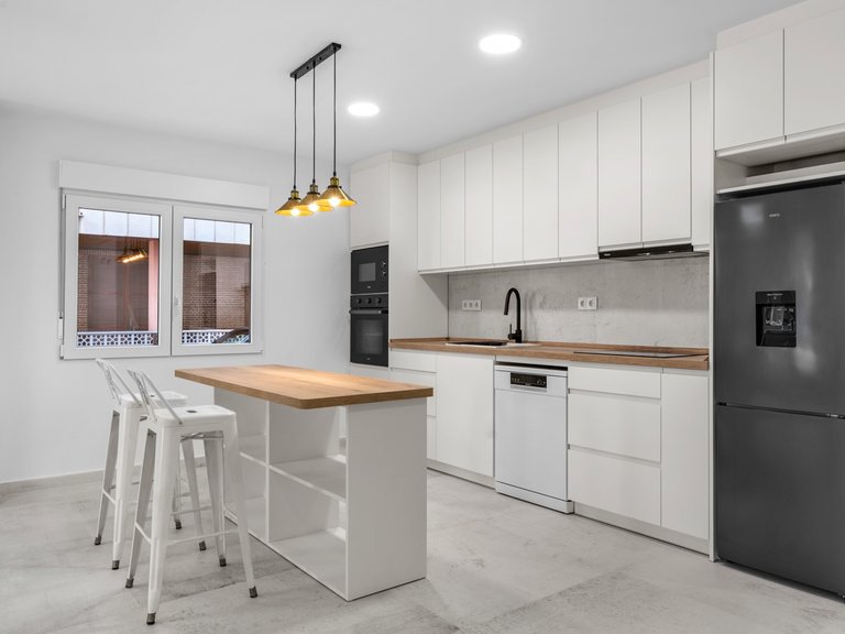 Apartment for Sale in Playa del Acequión, Torrevieja, Alicante 6