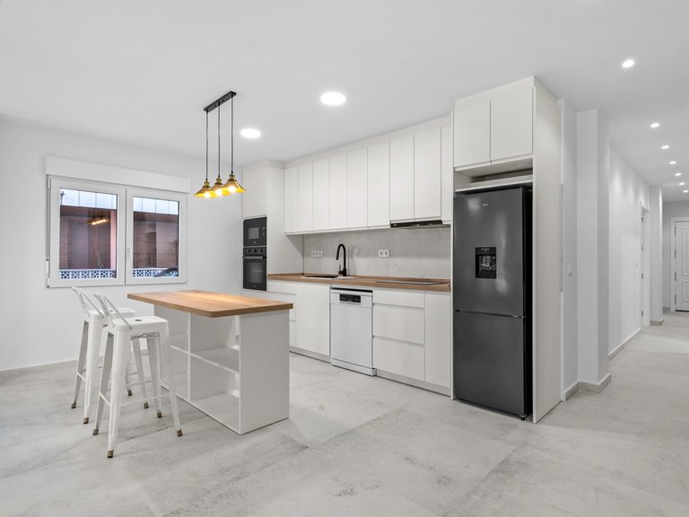 Apartment for Sale in Playa del Acequión, Torrevieja, Alicante 4