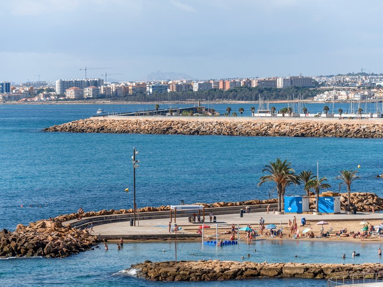 Apartment for Sale in Playa del Cura, Torrevieja, Alicante 31