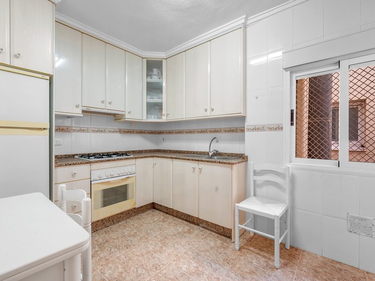 Apartment for Sale in Playa del Cura, Torrevieja, Alicante 7
