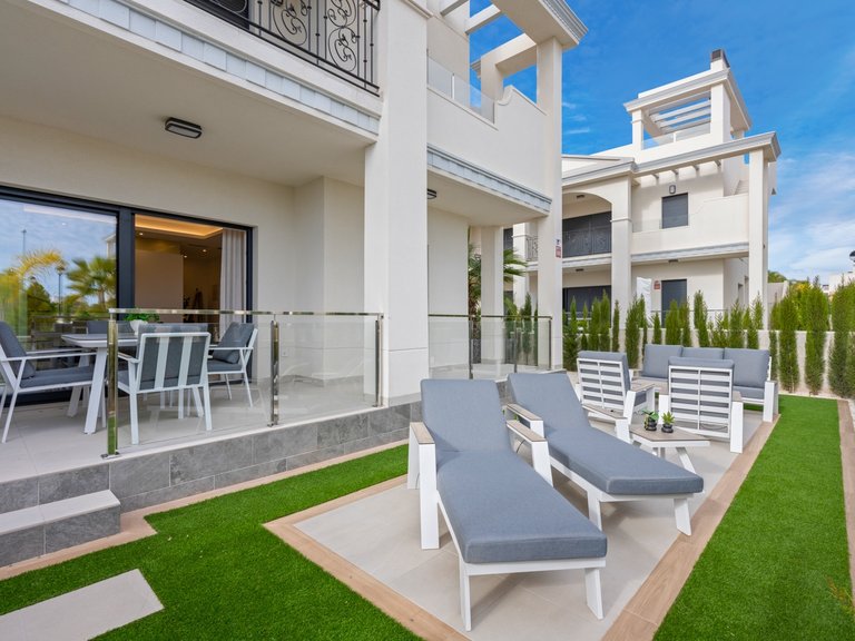 Apartment for Sale in Cuidad quesada, Ciudad Quesada - Rojales, Alicante 2