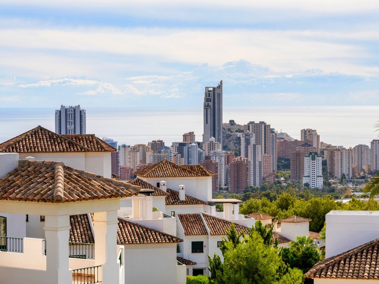 Apartment for Sale in Sierra Cortina, Finestrat, Alicante 2