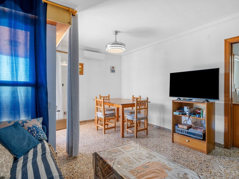 Apartment for Sale in Segunda linea playa, Arenales Del Sol, Alicante 5