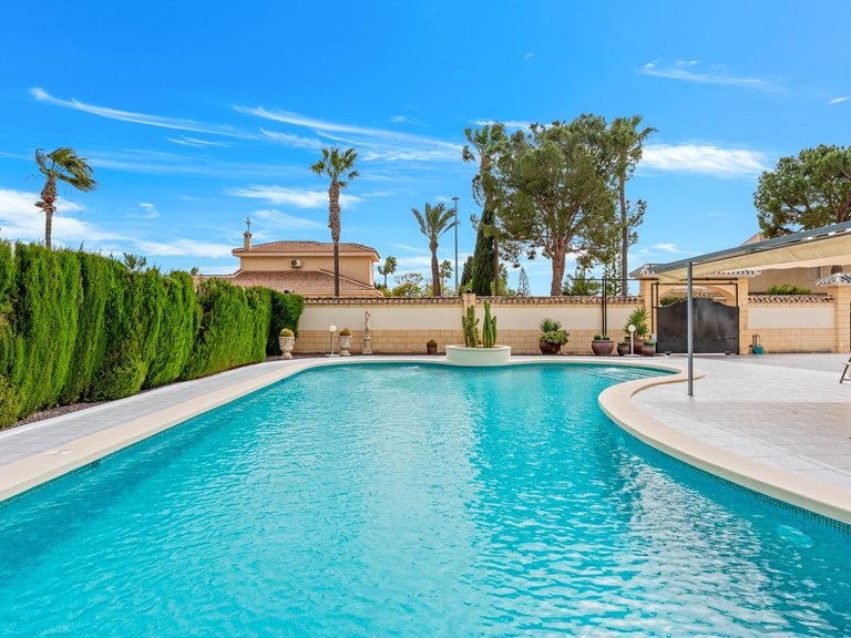 Villa for Sale in Ciudad Quesada, Ciudad Quesada - Rojales, Alicante 47