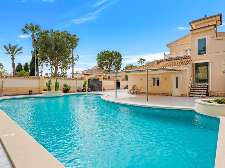 Villa for Sale in Ciudad Quesada, Ciudad Quesada - Rojales, Alicante 43