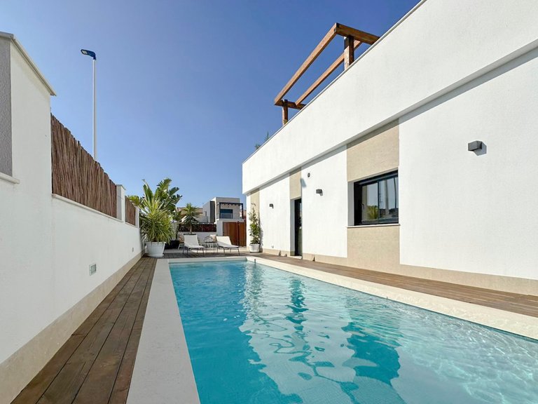 Villa for Sale in Santiago De La Ribera, Alicante 14