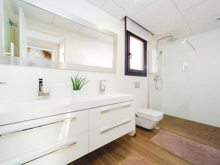 Villa for Sale in Torrevieja, Alicante 11
