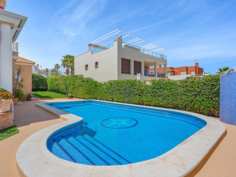 Villa for Sale in La Mata, Torrevieja, Alicante 7