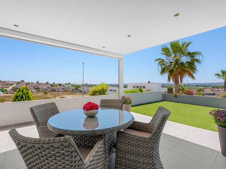 Villa for Sale in Urbanización La Marina, San Fulgencio, Alicante 29