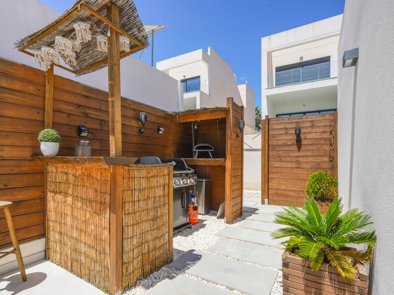 Villa for Sale in Center, Benijofar, Alicante 40