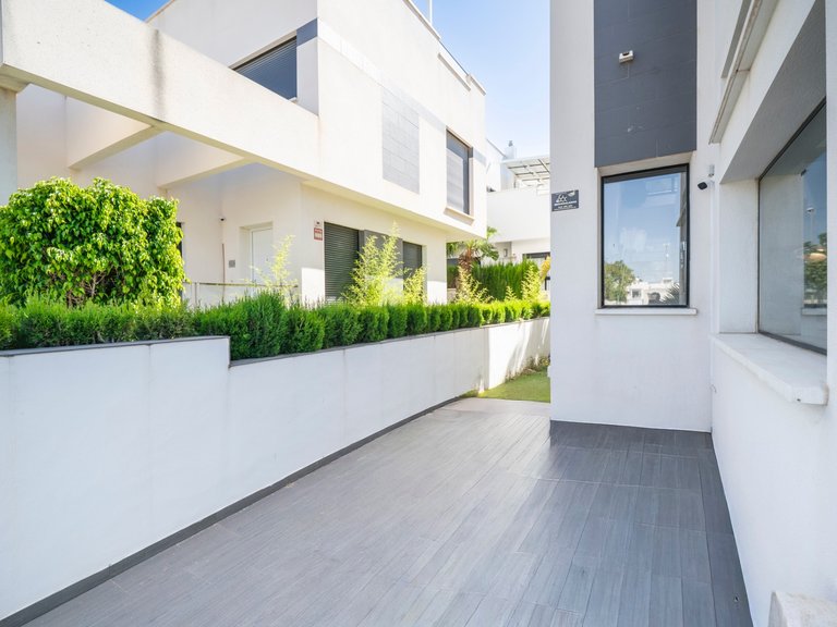Villa for Sale in Cuidad quesada, Ciudad Quesada - Rojales, Alicante 43