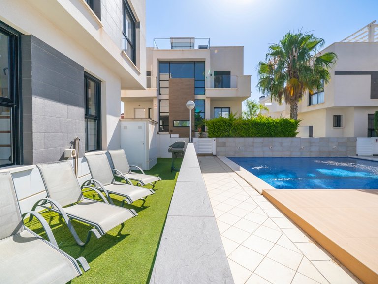 Villa for Sale in Cuidad quesada, Ciudad Quesada - Rojales, Alicante 41