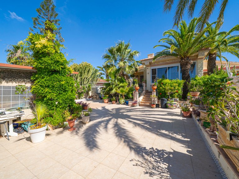 Villa for Sale in Ciudad Quesada, Ciudad Quesada - Rojales, Alicante 3